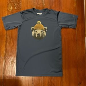 Columbia activewear t-shirt with bear